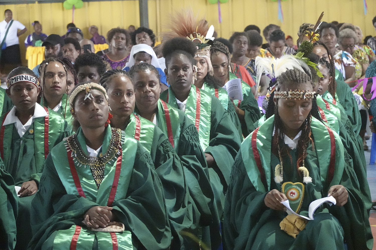 Students Graduating At Dwu Rabaul Campus Archdiocese Of Wellington